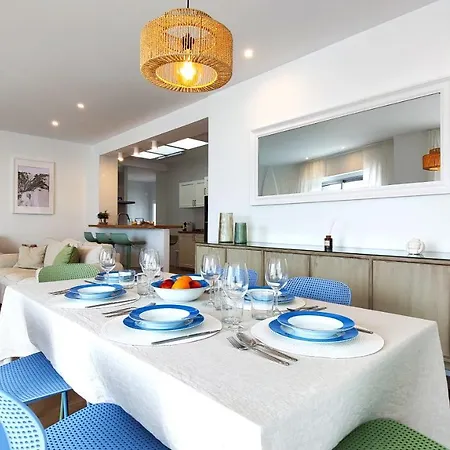 Parralue Front Apartment Benidorm